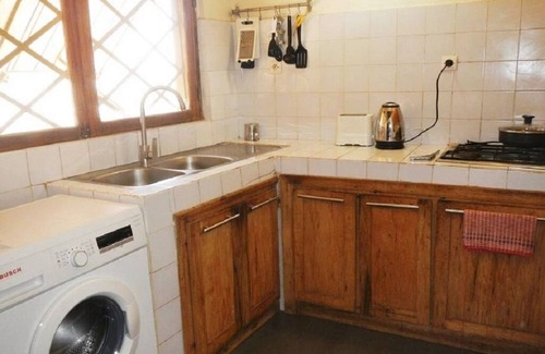 Popenguine House | Villa Joko: Beach at 20m, ecological swimming pool, ocean view, pension