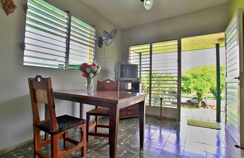 Artemisa House | Villa Juanita