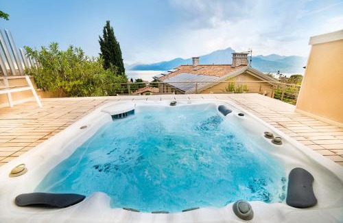 Albisano Apartment | Villa Kiara