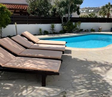 Peyia Town Villa | Villa Kokkinoyia,