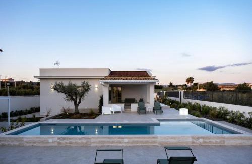Giarra House | Villa Kora Suites&Pool