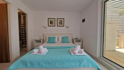 Krizni rat Apartment | Villa Kristonia