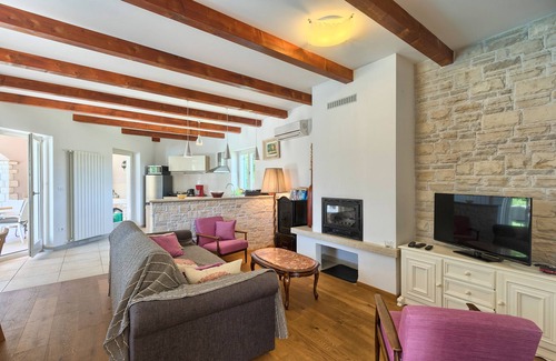 Krmed Villa | Villa Krmed
