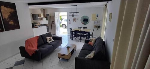 La Riviere Saint-Louis House | Villa l'Escale