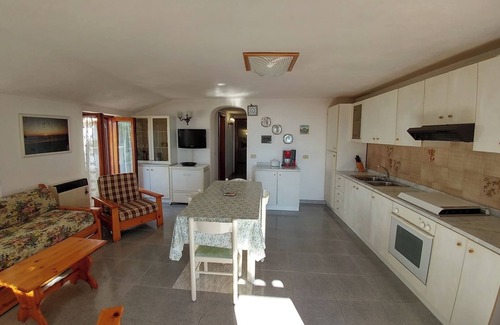 Fiaiano House | Villa La Favola Apartments
