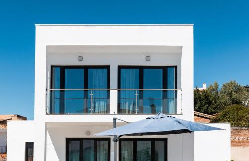 Mondron House | Villa La Fuente