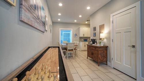 Corpus Christi House | Villa La Isla Family Condo with Pool Near Corpus Christis Best Beaches Dining