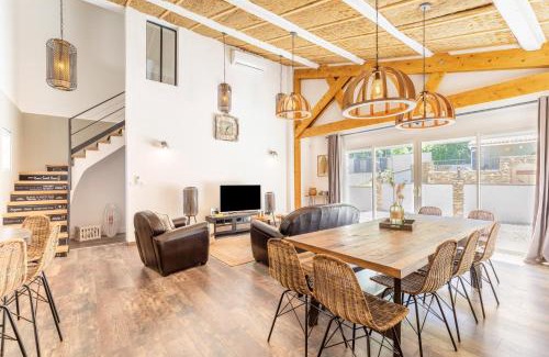 Pougnadoresse House | Villa La Roche Rouge