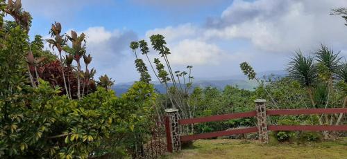 Cerro Azul Villa | Villa La Vista of Panama City and magestical mountains from infinity pool