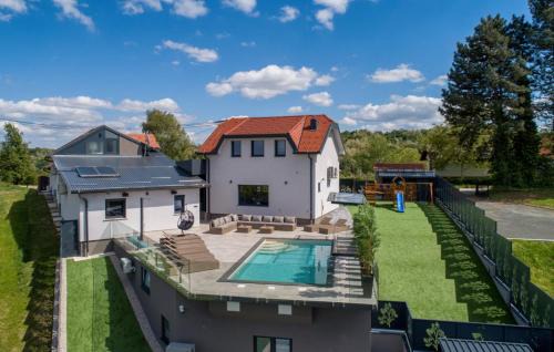 Ludbreg Villa | Villa Lady Berga by Villas Guide