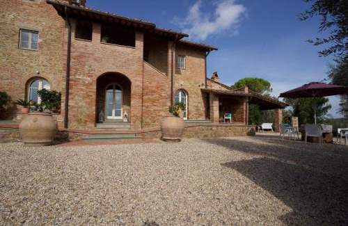 Palaia Villa | VILLA LARINO Luxury villa in Tuscany with breathtaking view
