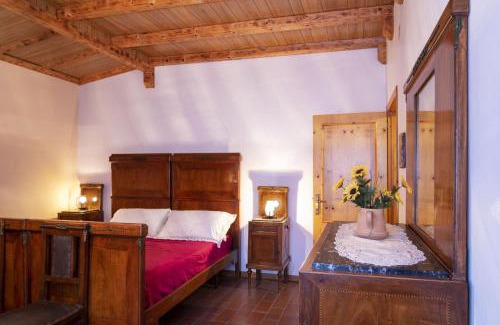 Smirra Villa | Villa Laura - Private Pool Near Acqualagna