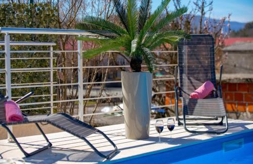 Lipa Villa | Villa Lemily