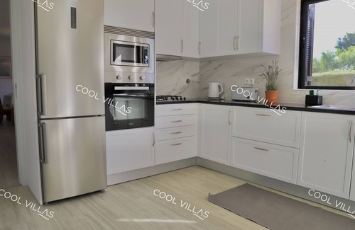Sesmarias Villa | Villa Lilac - 4 bedroom close to beach, pool, wifi