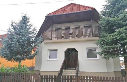 Balatonkeresztur Apartment | Villa Lili Apartments