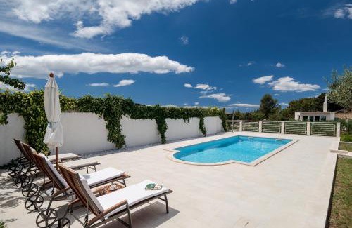 Donji Humac Villa | Villa Lilin San