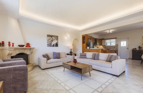 Alonia Villa | Villa Lilly with private pool