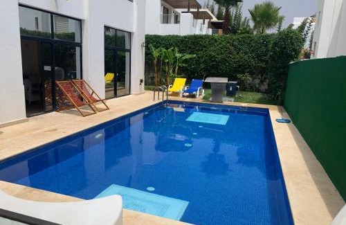 Plage des Nations Villa | Villa LMS