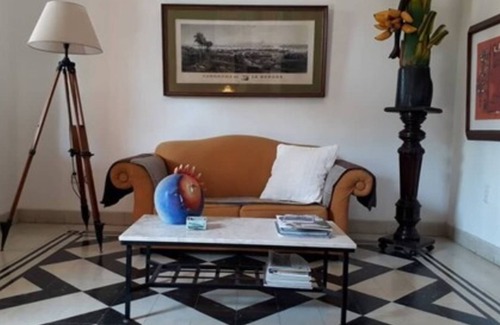 Plaza de la Revolucion Bed & Breakfast | Villa Lou
