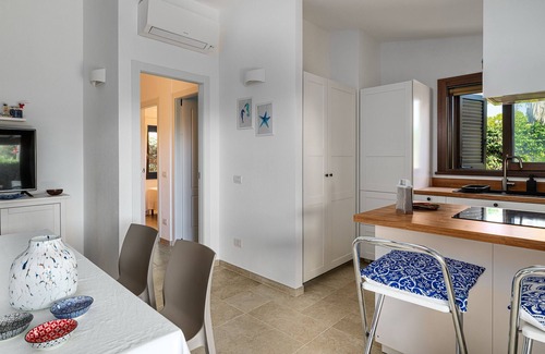 Costa Rei Villa | Villa 'Ludovica' with Private Terrace, Wi-Fi and Air Conditioning