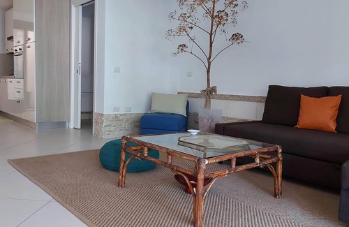 Poggio dei Pini House | Villa Luigi: Alloggio Indipendente in Villa con Parcheggio