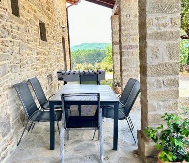 Porrena House | Villa Lux Poggelleri vista unica sul Casentino