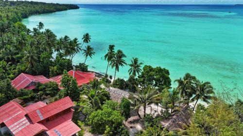 Nuhu Roa Cabin | Villa Maayun, a nest in paradise
