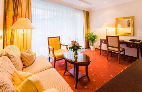 Heigenbruecken Hotel | Villa Marburg Im Park