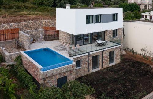 Rezevici Villa | Villa Mare