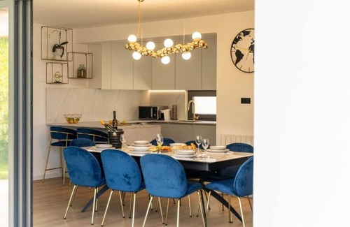 Vela Ucka Villa | Villa Mare&Monti in Opatija, EV charger, Pool, Sea view, BBQ