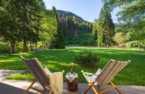 Ziano di Fiemme House | VILLA MARGHERITA - 5 minutes from Dolomiti Super Ski
