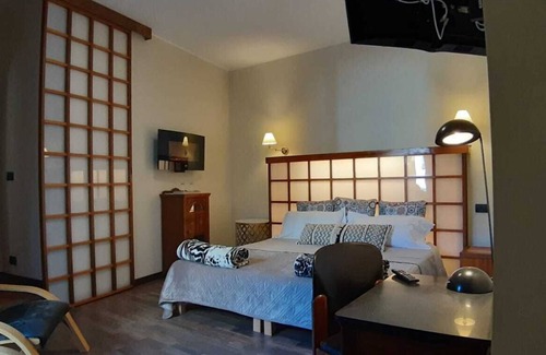 Pavia Bed & Breakfast | Villa Marisa bed breakfast and books