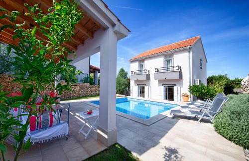Vis Villa | Villa Mediterana