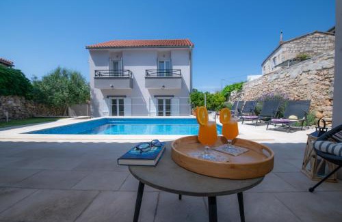 Vis Villa | Villa Mediterana