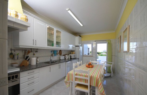 Albardeira Villa | Villa Meia-Praia, with Terrace, Pool and Garden