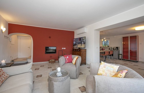 San Siro Villa | Villa Melody, San Siro, Italy