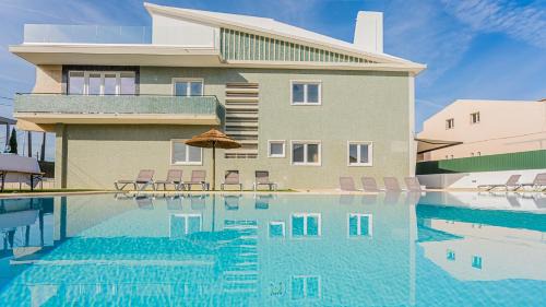 Charneca de Caparica e Sobreda Villa | Villa Mena
