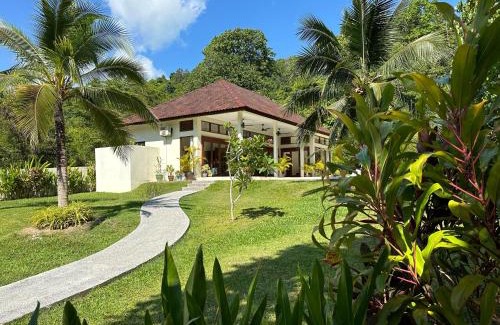 Pantai Tengah Villa | Villa Meranti - Spacious Private Pool Villa