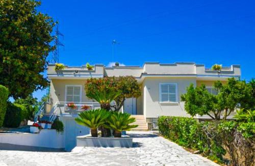 Nettuno Bed & Breakfast | VILLA MERAVIGLIOSA Apartments - Nettuno - Nature & Sea Retreat