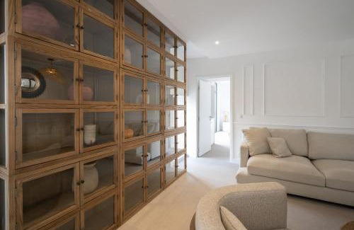 Magny-le-Hongre Villa | Villa Merveilla - Welkeys