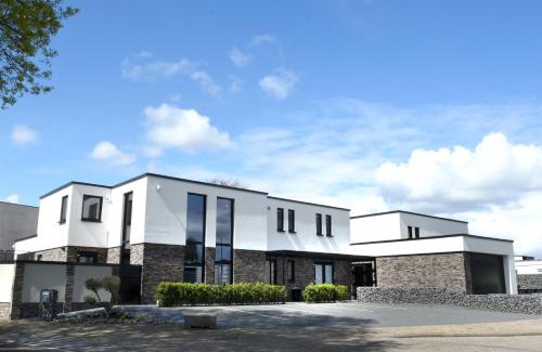 Alphen Villa | Villa met 13 slaap plaatsen