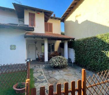 Brusimpiano House | Villa Mia Lugano Lake