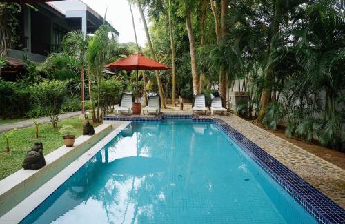 Pantai Tengah Resort | Villa Molek