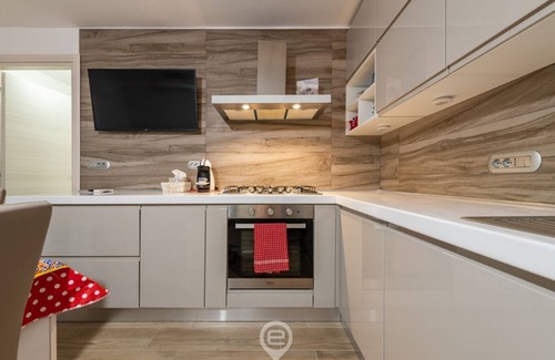 Barega Apartment | Villa Monica