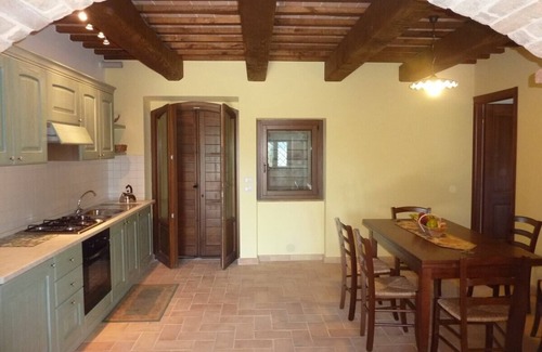 Montedinove Villa | Villa Monti - Private countryside villa with pool