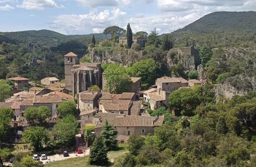 Moureze Villa | Villa MOUREZEVA