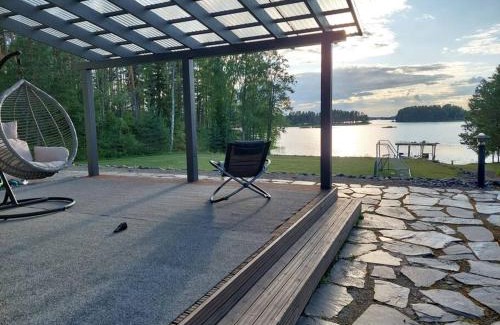 Tiainen Villa | Villa Mustalahti