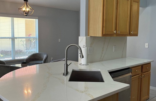 Solana House | Villa MysticnFabulous Comfortable 4 Bedroom/3 Bath Retreat Near Disney