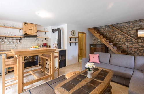 Sveti Ivan Dobrinjski Villa | Villa Nadia with private pool and grill