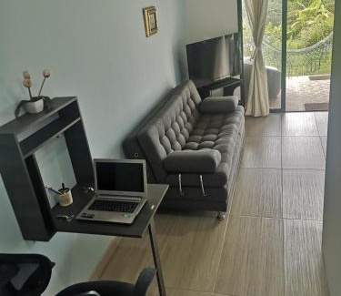 Curiti Villa | Villa Namaste, Cabaña Namaste 1